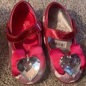 Minnie Mouse shoes